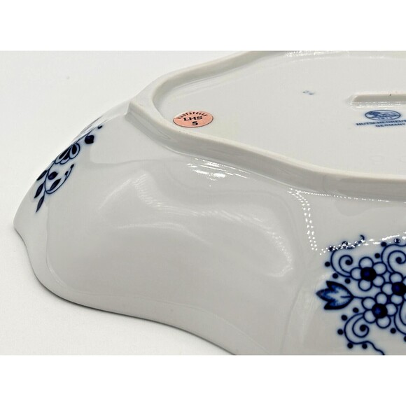 Hutschenreuther Serving Bowl Dish Blue Onion Design Scalloped Rim Germany VTG - Picture 10 of 16